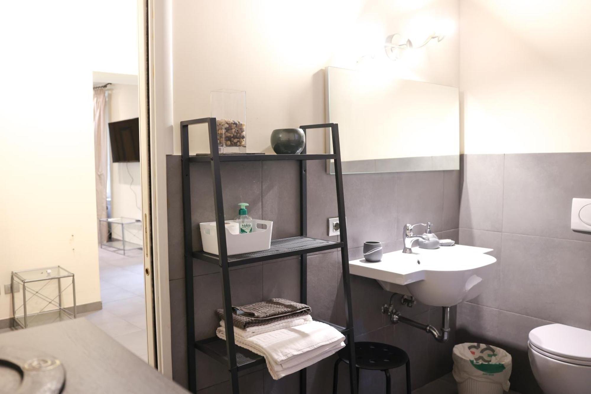 Domus Superior Domizio - Pantheon Apartment Рим Екстериор снимка